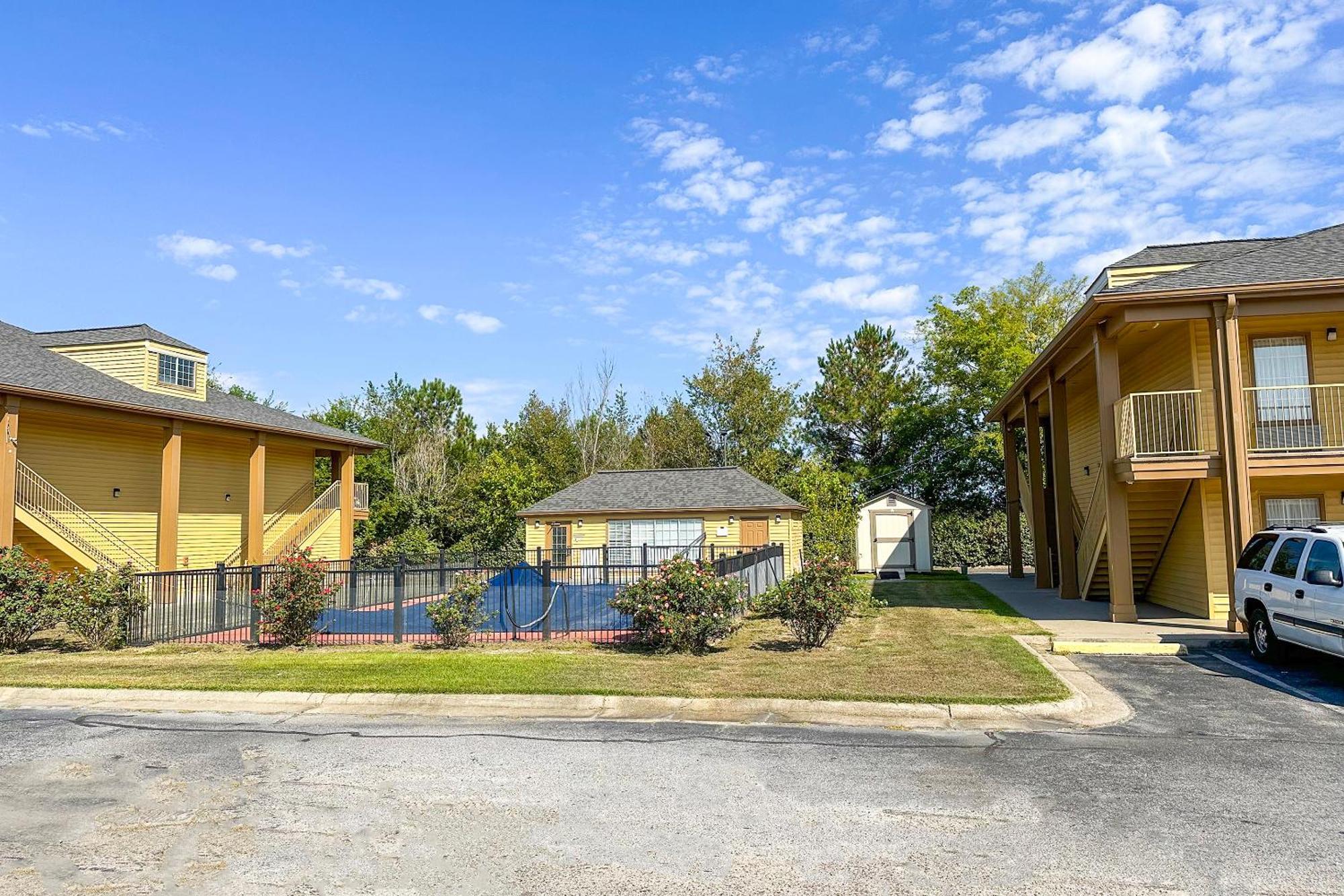 Bonita Lakes Inn By Oyo Μερίντιαν Εξωτερικό φωτογραφία